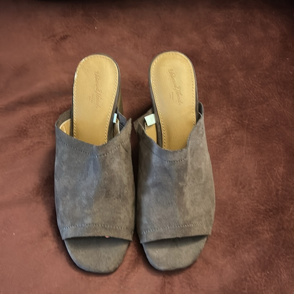 Universal Thread Open Toe Block Heels Size 6.5 Br… - image 5